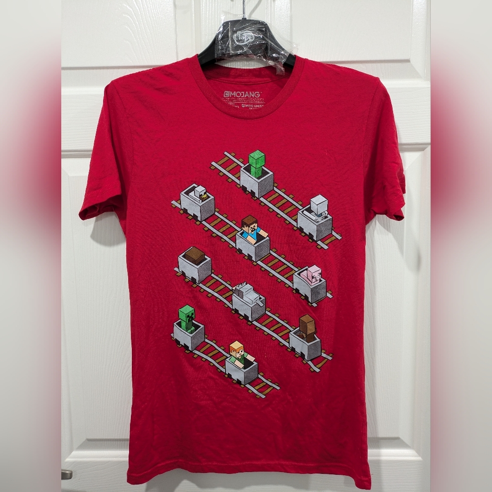 Minecraft Minechest subscription box Exclusive T-shirt